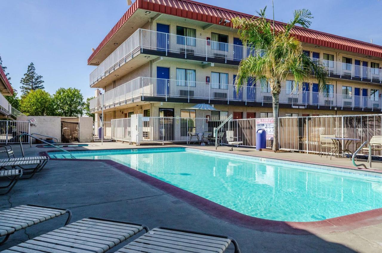 Studio 6-Fresno, Ca - Extended Stay Pinedale Екстер'єр фото
